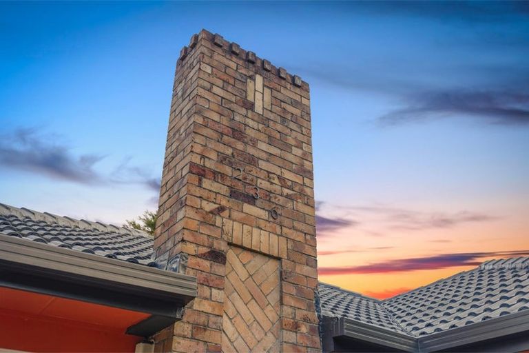 Photo of property in 236 Godley Road, Titirangi, Auckland, 0604