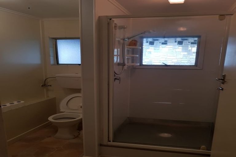 Photo of property in 4 Miro Street, Merrilands, New Plymouth, 4312