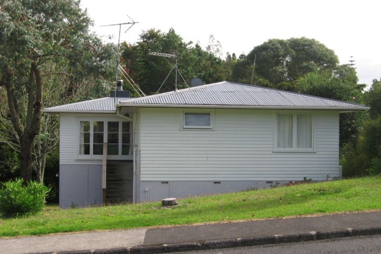 Photo of property in 11 Daffodil Street, Titirangi, Auckland, 0604
