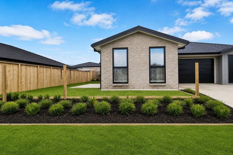 Photo of property in 123 Wairau Drive, Tikipunga, Whangarei, 0112