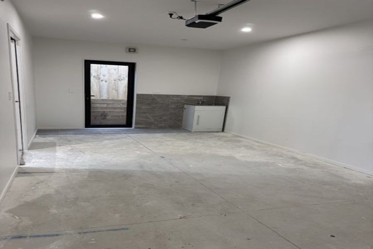 Photo of property in 12 Mcquarrie Avenue, Wattle Downs, Auckland, 2103