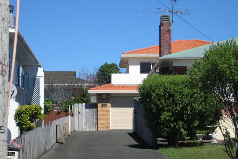 Photo of property in 15 Kokiri Street, Te Atatu South, Auckland, 0610