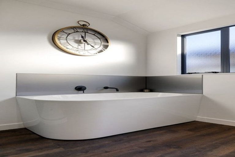 Photo of property in 7 Oaklands Drive, Cambridge, 3434