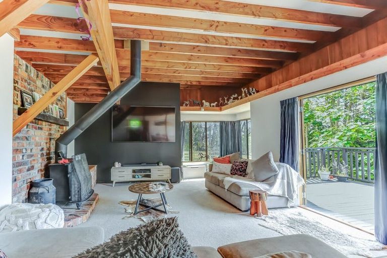 Photo of property in 235 No 2 Line, Okoia, Whanganui, 4572