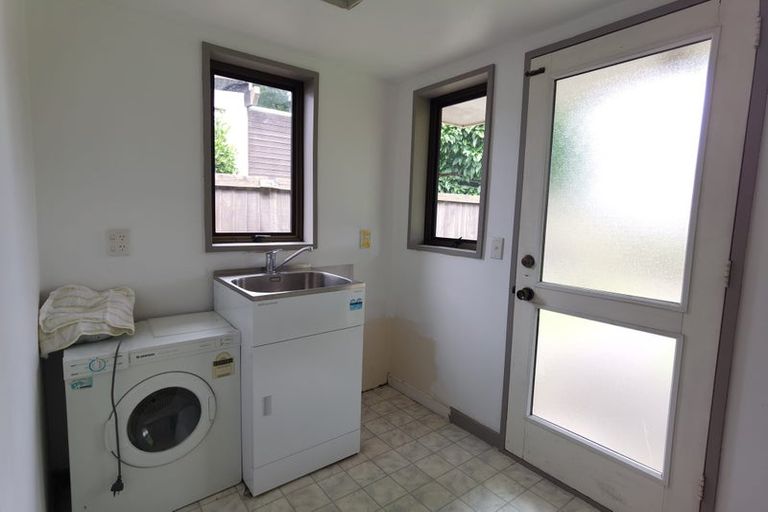 Photo of property in 3 Stormont Place, Avonhead, Christchurch, 8042