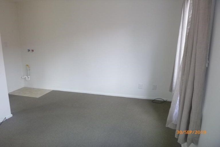 Photo of property in 53 Gloria Avenue, Te Atatu Peninsula, Auckland, 0610