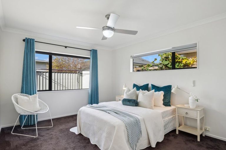 Photo of property in 150b Winchester Street, Levin, 5510