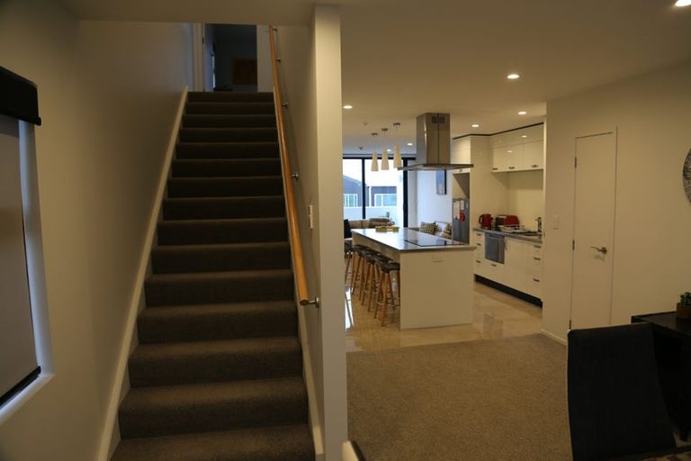 Photo of property in 1/86 Hurlstone Drive, Waiwhakaiho, New Plymouth, 4312