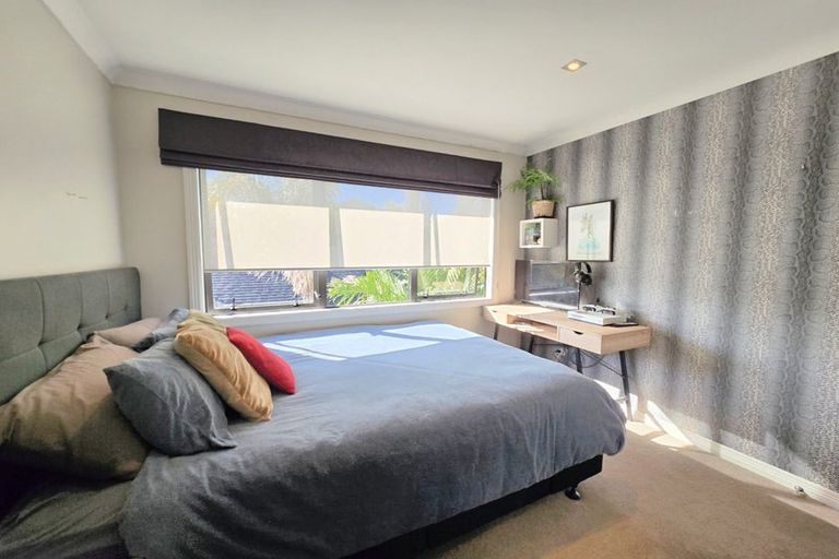 Photo of property in 21 Dressage Lane, Greenhithe, Auckland, 0632
