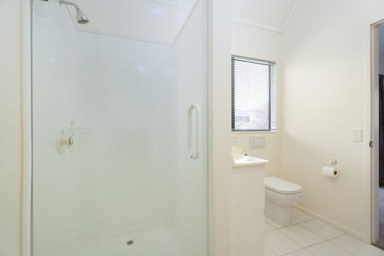Photo of property in 44 Lakewood Avenue, Churton Park, Wellington, 6037