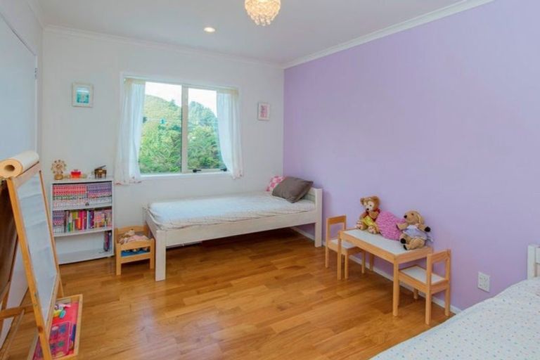 Photo of property in 173 Parkvale Road, Karori, Wellington, 6012