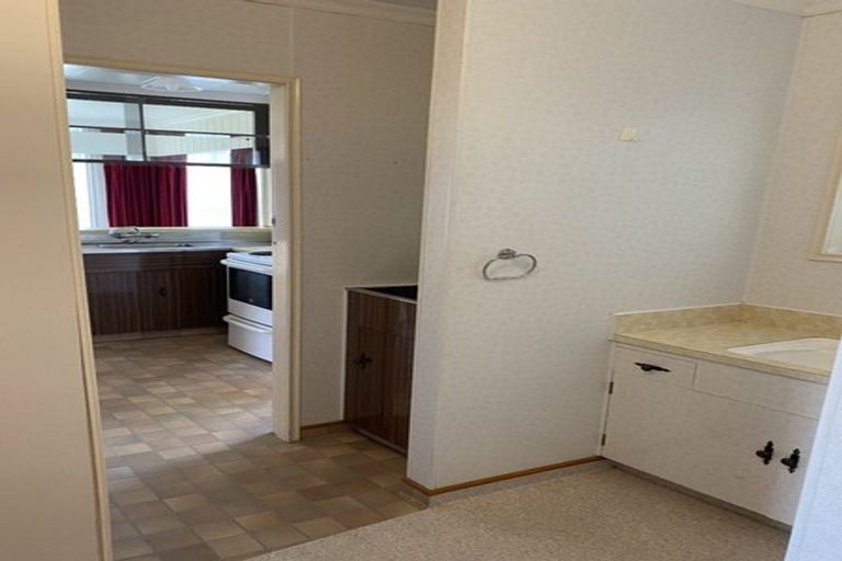 Photo of property in 2a Chartwell Drive, Eltham, 4322