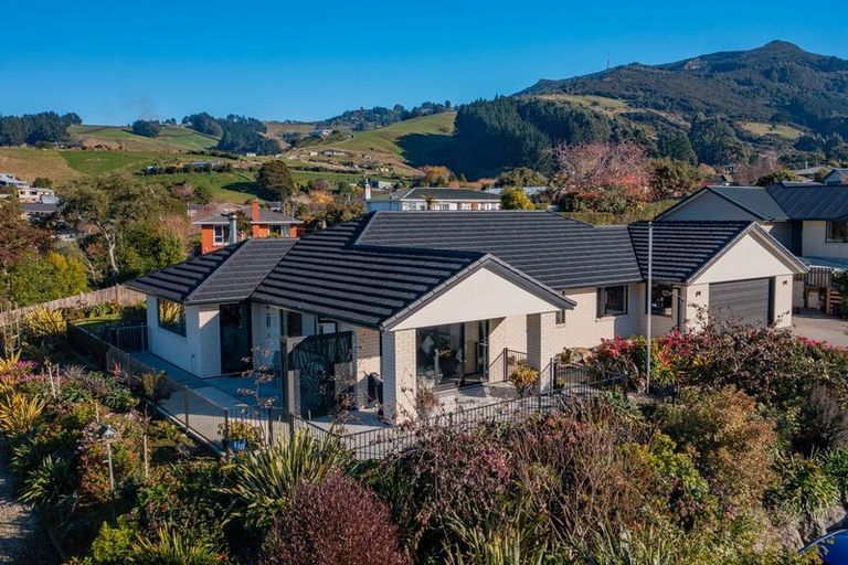 Photo of property in 9 Goddard Way, Sawyers Bay, Port Chalmers, 9023