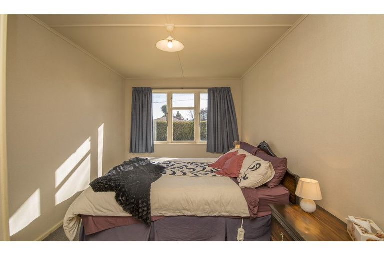 Photo of property in 121 Springs Road, Hornby, Christchurch, 8042