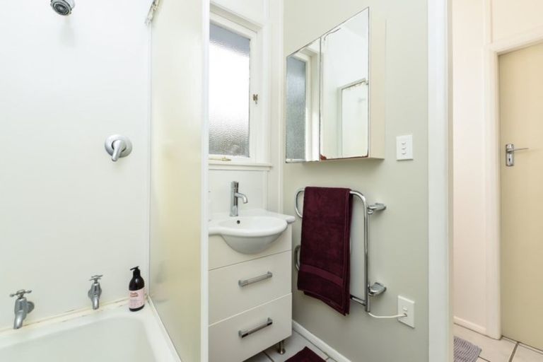 Photo of property in 57 Fox Street, Hamilton East, Hamilton, 3216