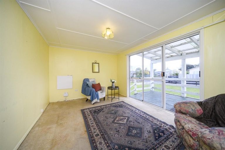 Photo of property in 12 Rira Street, Marton, 4710