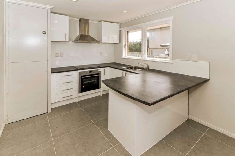 Photo of property in 3/87 Carruth Road, Papatoetoe, Auckland, 2025