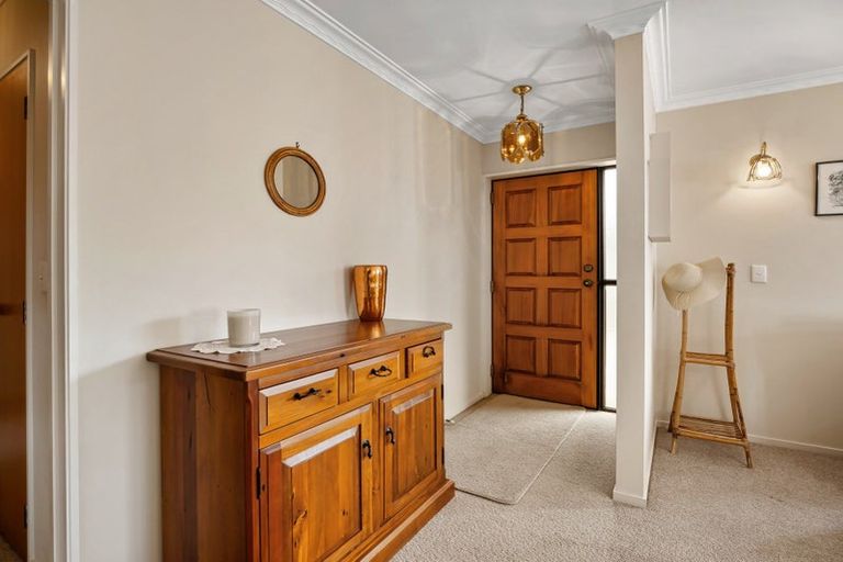 Photo of property in 10 Golf Road, Mount Maunganui, 3116