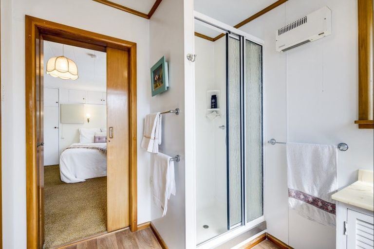 Photo of property in 36 Airini Road, Waimarama, Havelock North, 4294