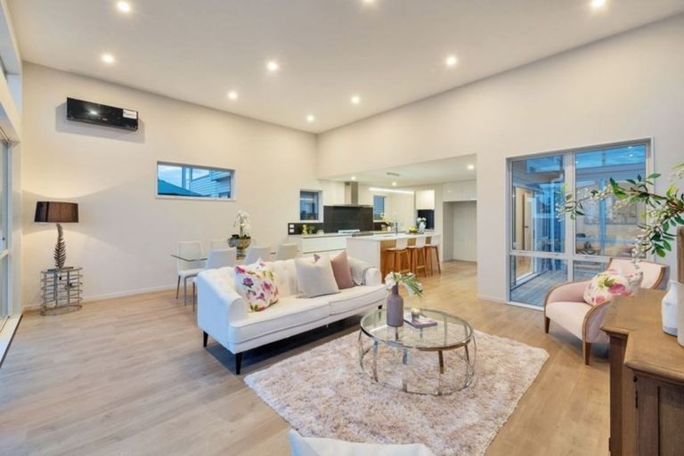 Photo of property in 47 Lockheed Street, Hobsonville, Auckland, 0618