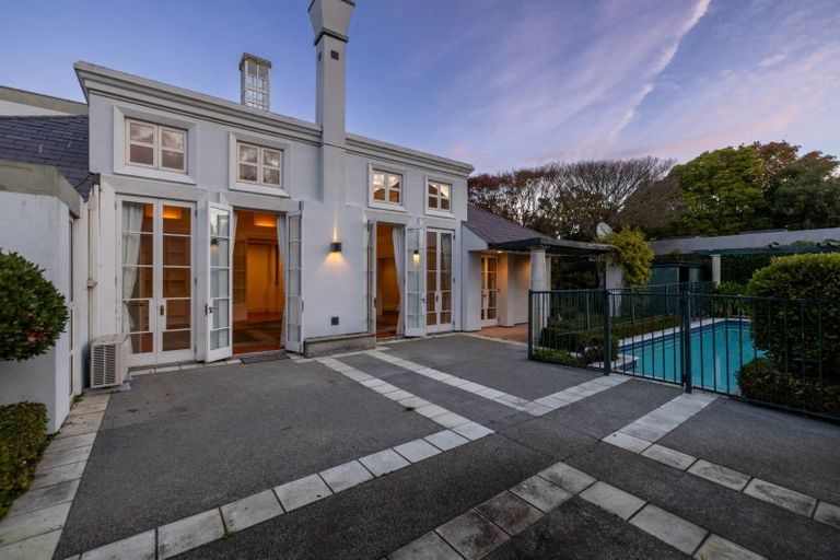 Photo of property in 17 Allister Avenue, Merivale, Christchurch, 8014
