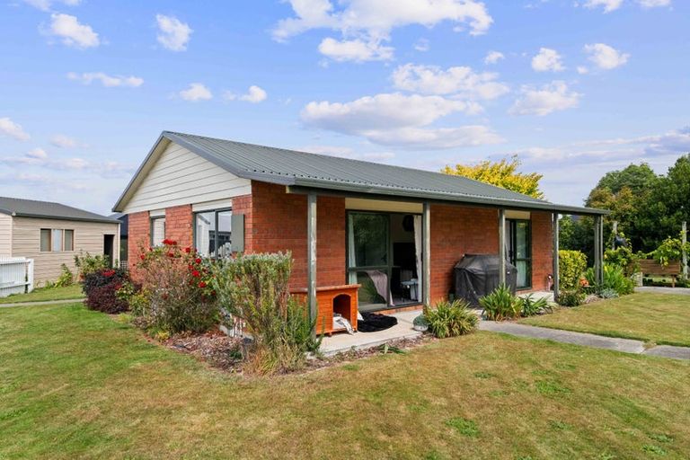 Photo of property in 4 Maleny Lane, Rolleston, 7615