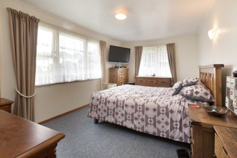 Photo of property in 30 Paenui Street, Titahi Bay, Porirua, 5022