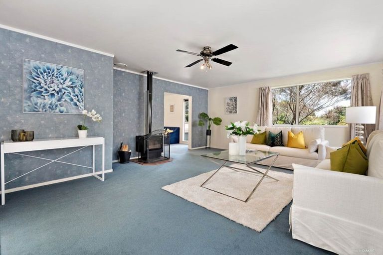 Photo of property in 60 Hartley Terrace, Massey, Auckland, 0614