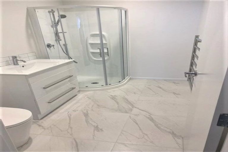 Photo of property in 18au1 Cathie Place, Karori, Wellington, 6012