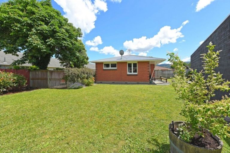 Photo of property in 49 Wilford Street, Wallaceville, Upper Hutt, 5018