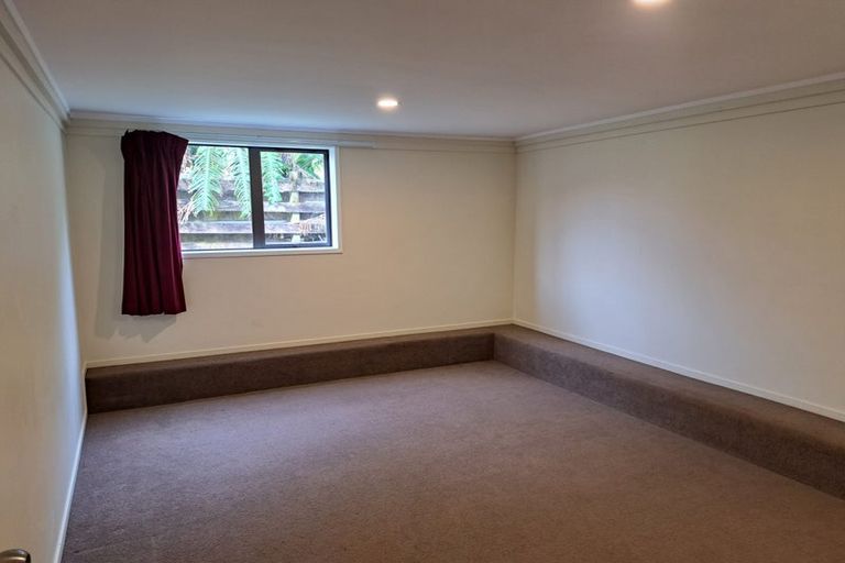Photo of property in 61 Gloria Avenue, Te Atatu Peninsula, Auckland, 0610