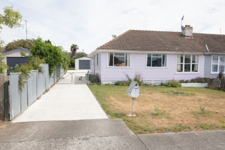 Photo of property in 11 Savage Crescent, Waipukurau, 4200