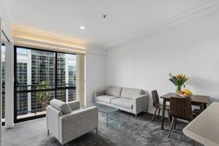 Photo of property in The Rennaissance, 6i/18 Ronwood Avenue, Manukau, Auckland, 2104