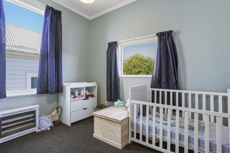Photo of property in 10 Argyle Street, Mornington, Dunedin, 9011