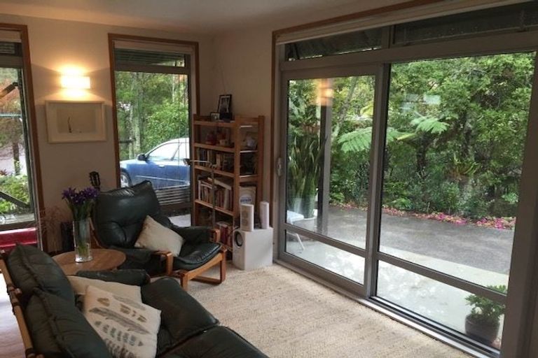 Photo of property in 46 Braemar Road, Castor Bay, Auckland, 0620