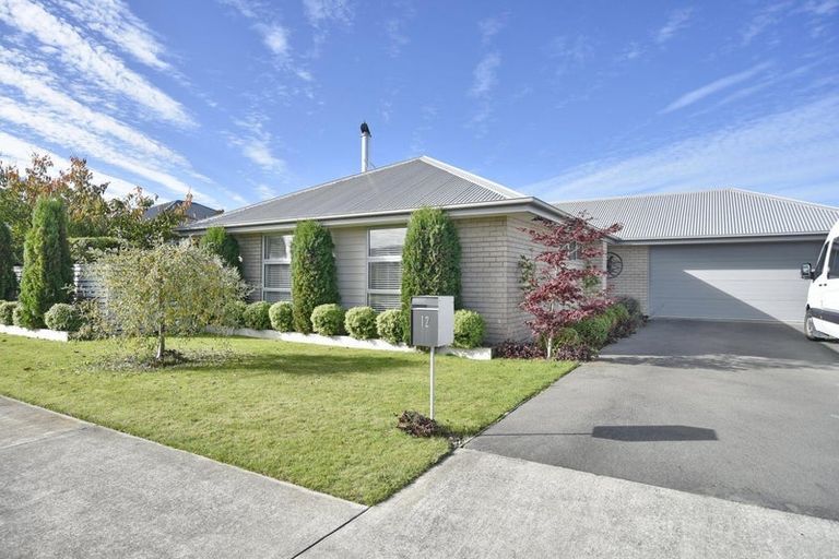 Photo of property in 12 Galatos Street, Rangiora, 7400