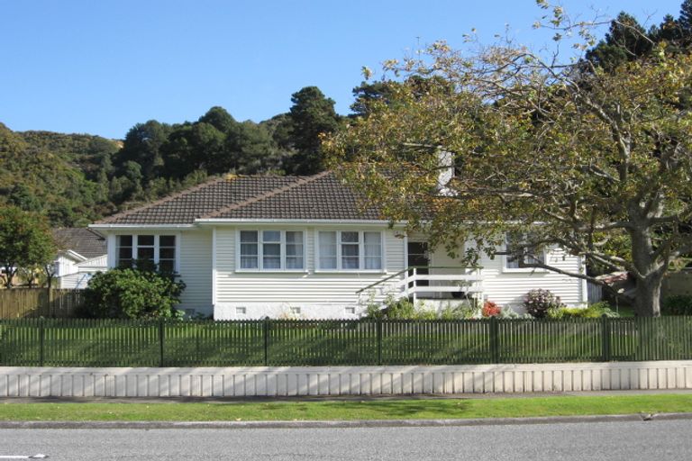 Photo of property in 97 Judd Crescent, Naenae, Lower Hutt, 5011