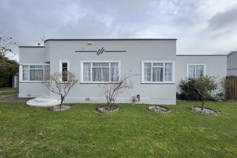 Photo of property in 15 Kauri Street, Roslyn, Palmerston North, 4414