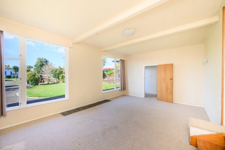 Photo of property in 28 Buick Crescent, Awapuni, Palmerston North, 4412