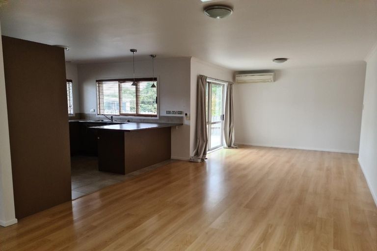 Photo of property in 38 Kristin Lane, Albany, Auckland, 0632