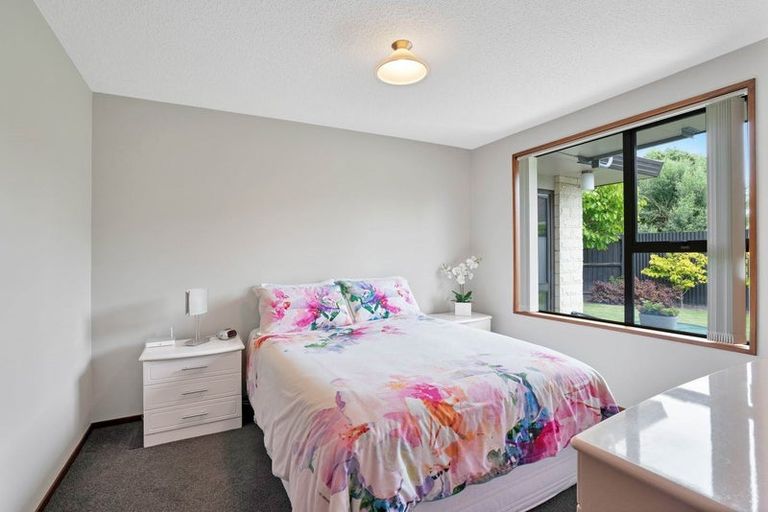 Photo of property in 9 Shamrock Place, Halswell, Christchurch, 8025