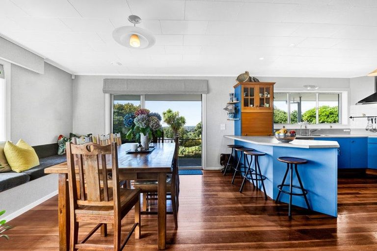 Photo of property in 24 Darwin Crescent, Spotswood, New Plymouth, 4310