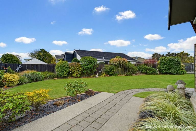 Photo of property in 9 Glenys Place, Broomfield, Christchurch, 8042