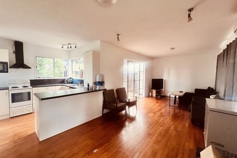 Photo of property in 2 Cosy Place, Howick, Auckland, 2014