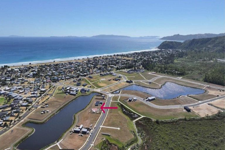 Photo of property in 208 Hamiora Street, Matarangi, 3592