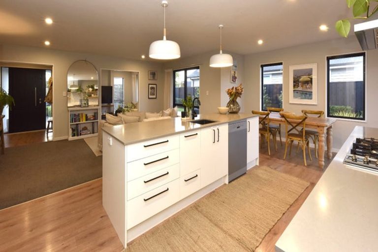 Photo of property in 4 Papawai Drive, Rangiora, 7400