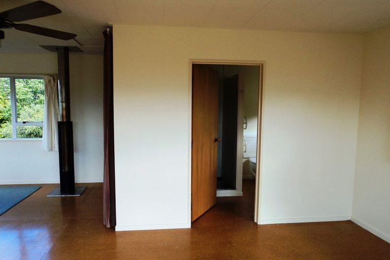 Photo of property in 57 Kennedy Crescent, Wanaka, 9305