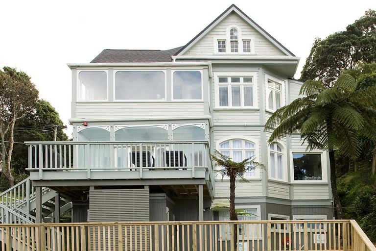 Photo of property in 2/10 Orchard Street, Wadestown, Wellington, 6012