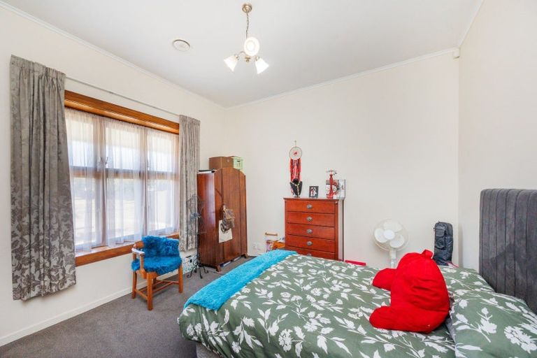 Photo of property in 93 Featherston Street, Takaro, Palmerston North, 4412