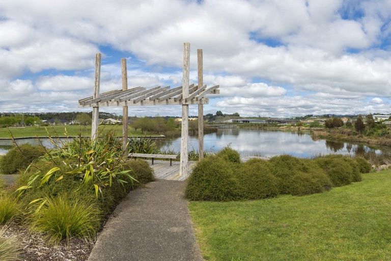 Photo of property in 8 Bulkhead Lane, Pyes Pa, Tauranga, 3112